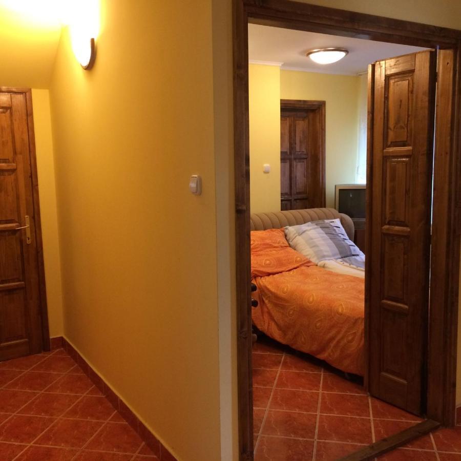 David Apartman Gardony Exterior photo